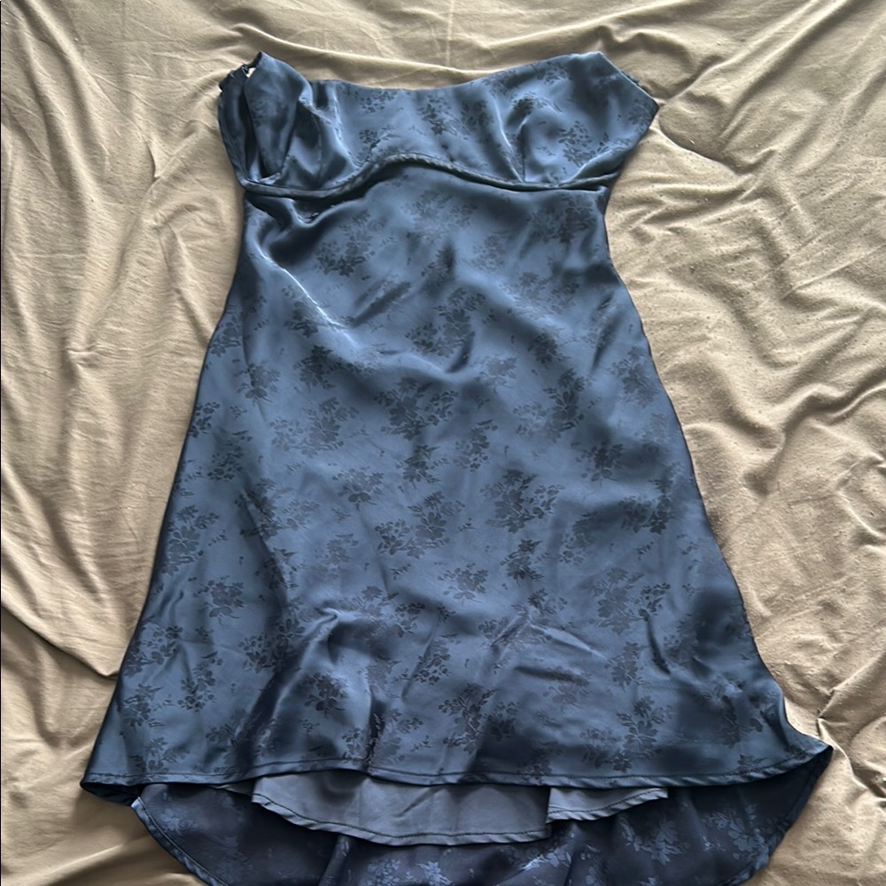Elegant Blue Floral Dress